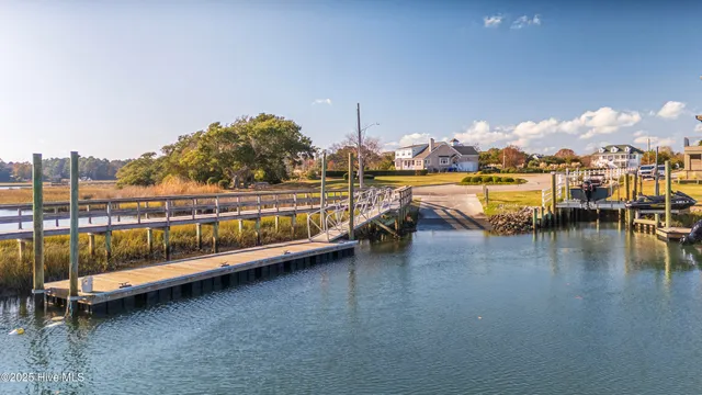 $622,900 | 100 Lindy Court, Hampstead, NC 28443