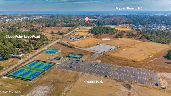 $575,000 | 100 Lindy Court, Hampstead, NC 28443