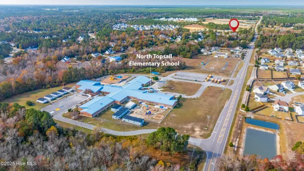 $575,000 | 100 Lindy Court, Hampstead, NC 28443