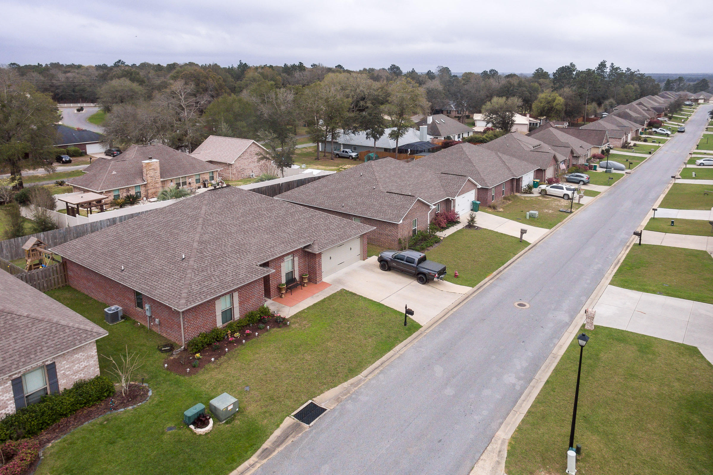 4600 Hermosa Road Crestview, FL 32539 - Photo 37 of 40 an aerial view of a house