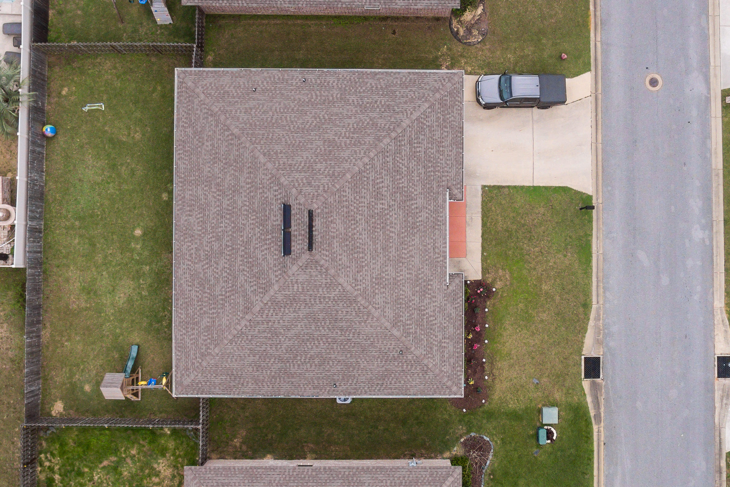 4600 Hermosa Road Crestview, FL 32539 - Photo 39 of 40 an aerial view of a house