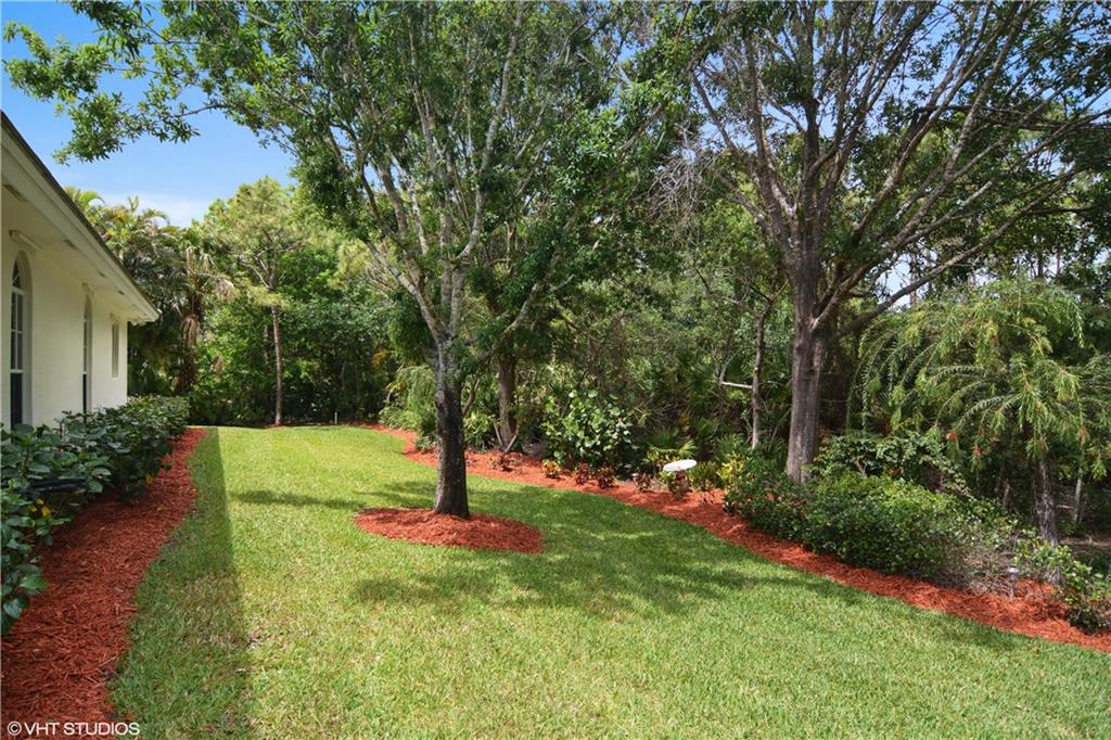 7763 Southeast Lucida Lane Hobe Sound, FL 33455 - Photo 23 of 32
