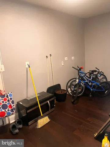 $2,000 | 94 South 6th Street, Darby, PA 19023