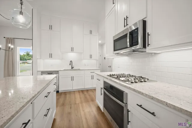 $2,600 | 39262 Bridge Path Lane, Gonzales, LA 70737