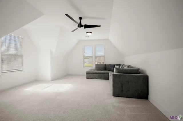 $2,600 | 39262 Bridge Path Lane, Gonzales, LA 70737