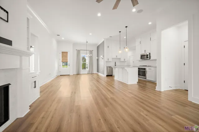 $2,600 | 39262 Bridge Path Lane, Gonzales, LA 70737