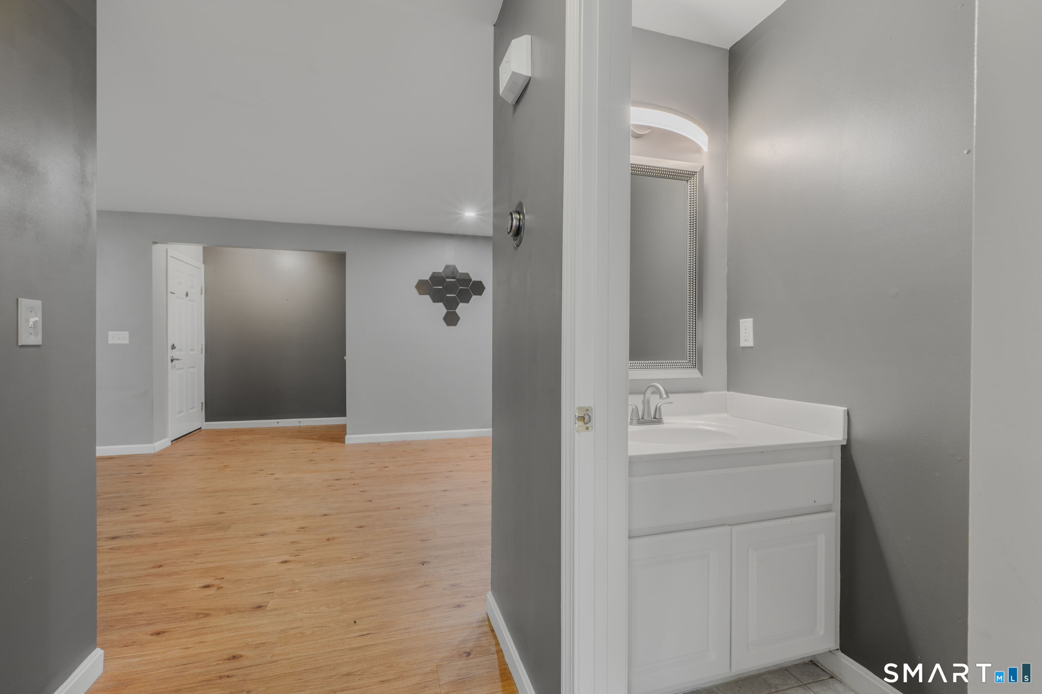 128 Meridian Street, Unit 209 Groton, CT 06340 - Photo 16 of 29 Gallery Image 16