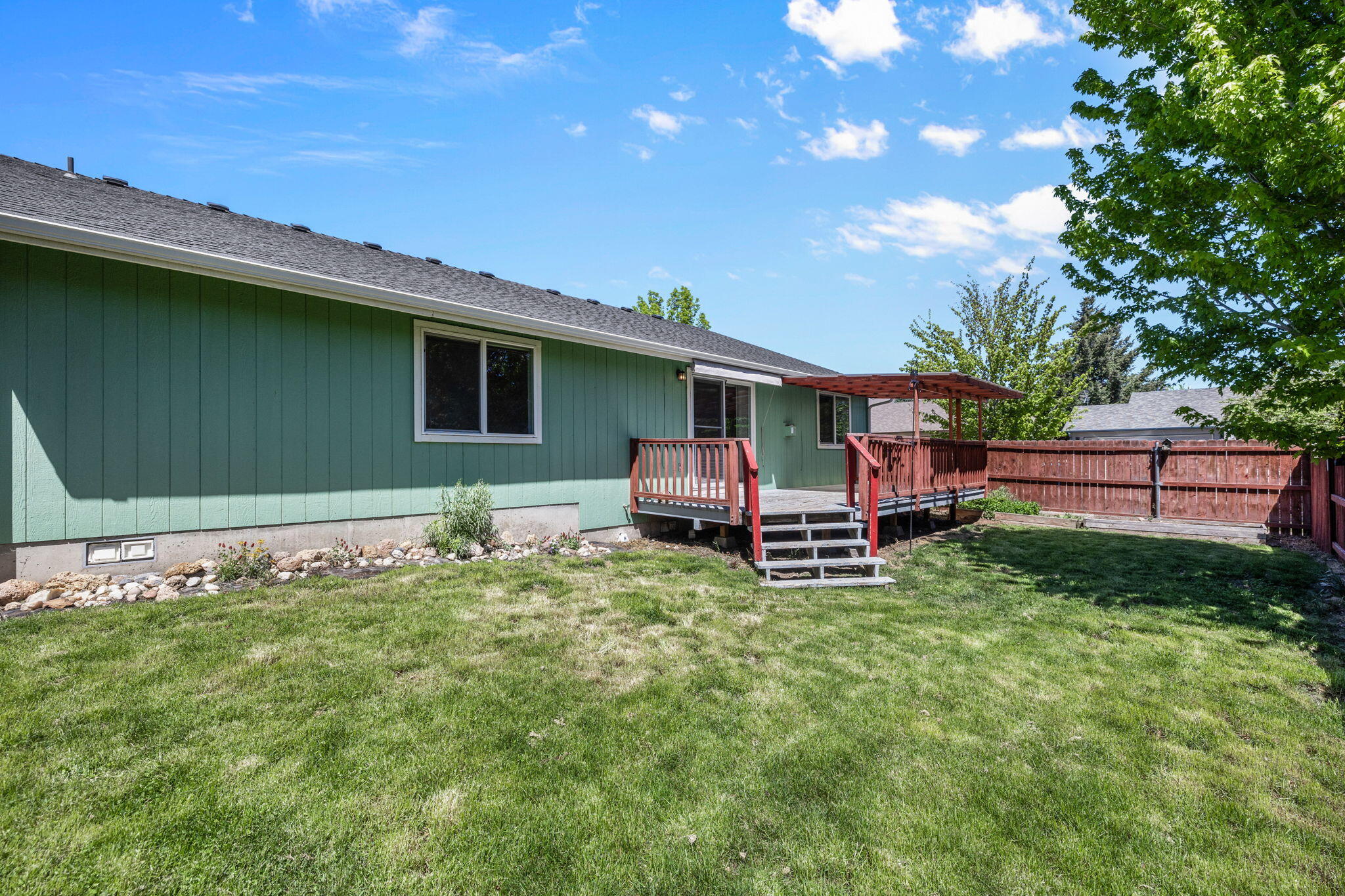 348 Northwest Antler Loop Redmond, OR 97756 - Photo 29 of 34 fully fenced back yard