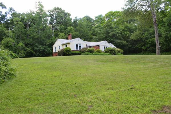 152 Three Rivers Road Wilbraham, MA 01095 - Photo 3 of 18