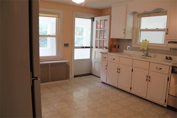 152 Three Rivers Road Wilbraham, MA 01095 - Photo 8 of 18