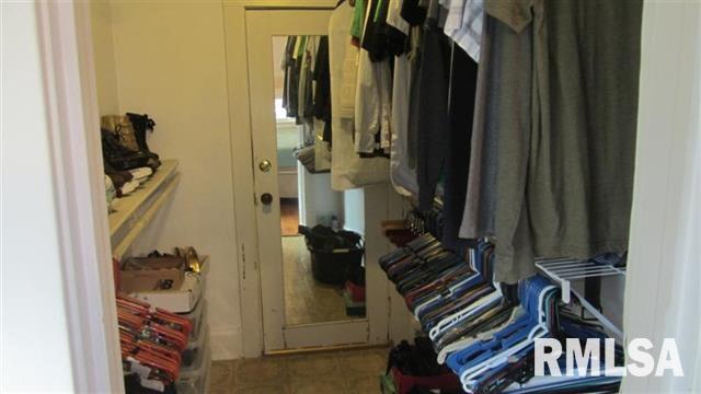 1003 25th Street Moline, IL 61265 - Photo 14 of 21 Gallery Image 14