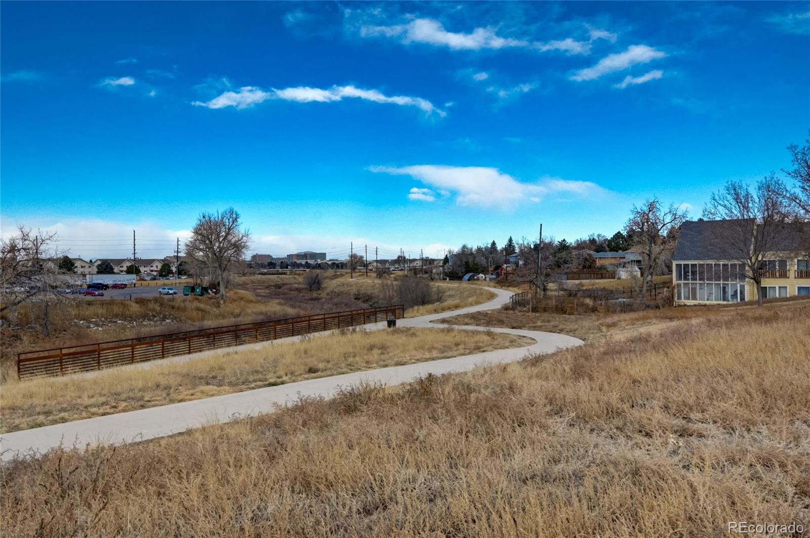 680 Sable Boulevard Aurora, CO 80011 - Photo 6 of 20