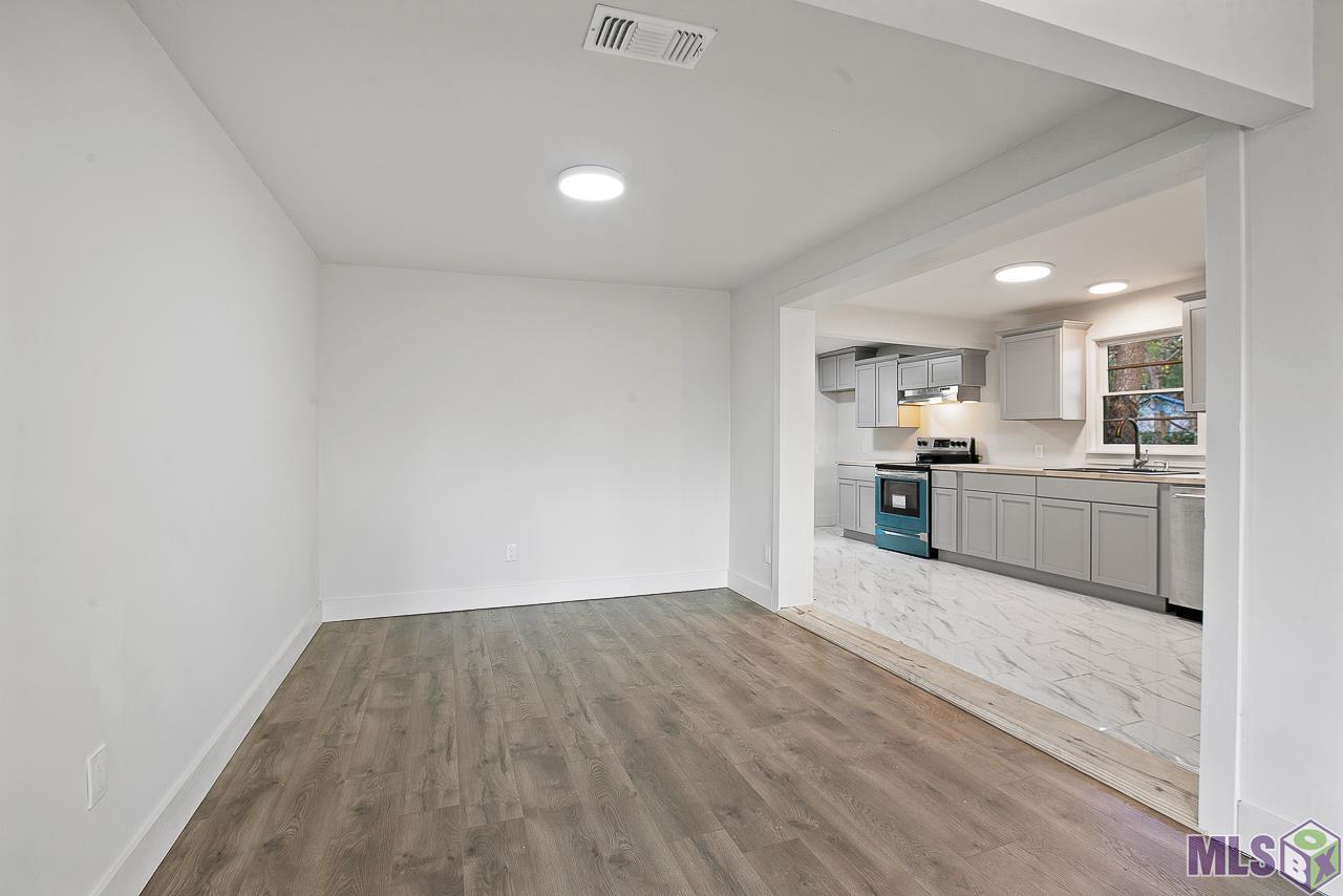 5565 Halsey Street Baton Rouge, LA 70811 - Photo 3 of 11 Gallery Image 3
