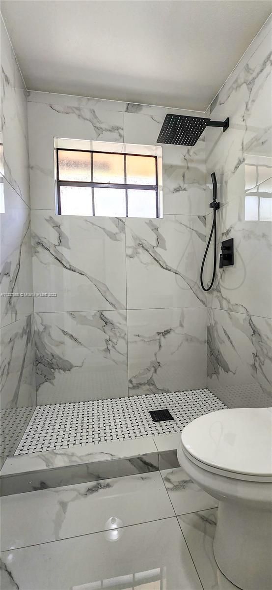 3423 Foxcroft Road Miramar, FL 33025 - Photo 6 of 14 Gallery Image 6