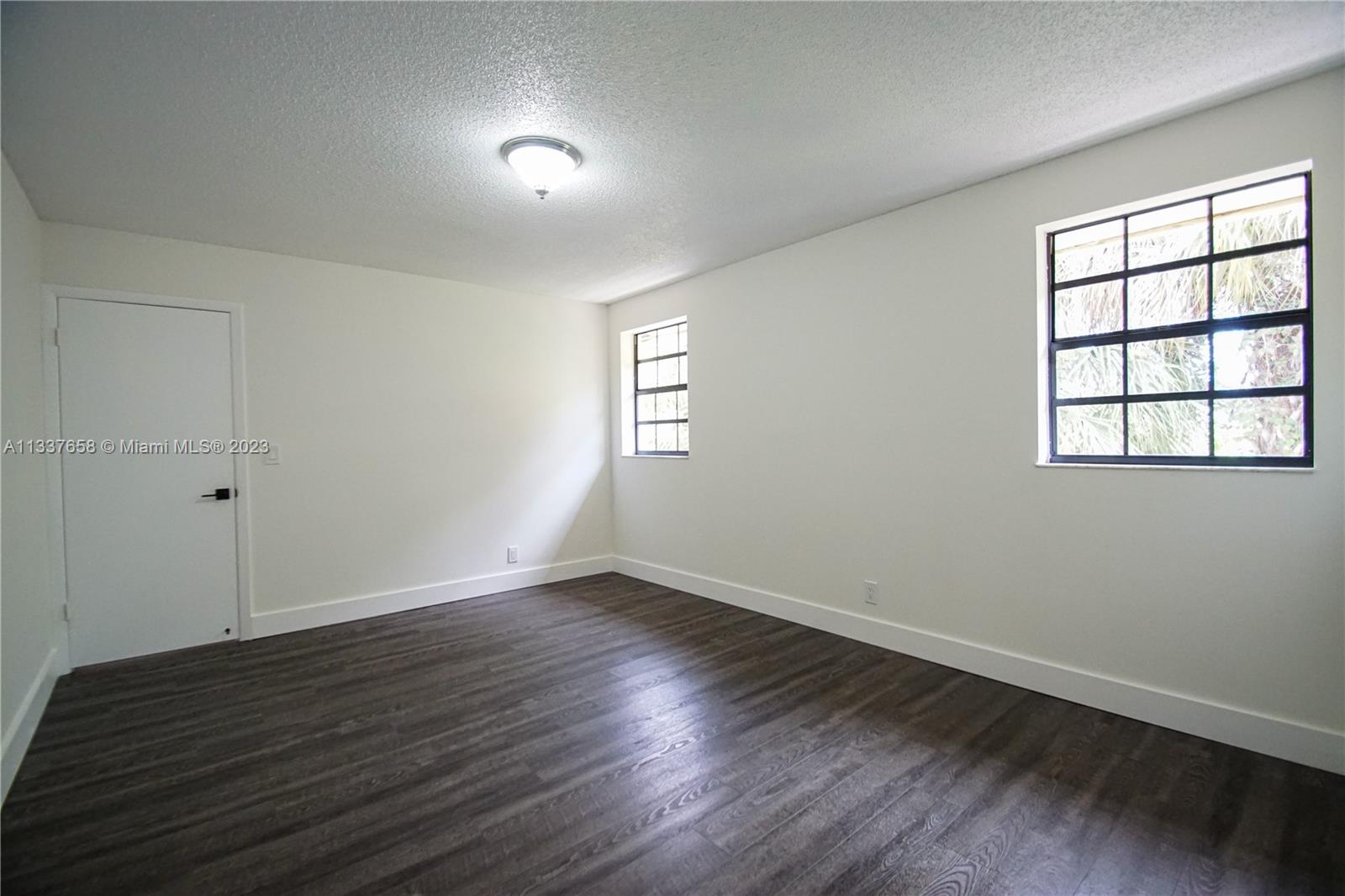 3423 Foxcroft Road Miramar, FL 33025 - Photo 7 of 14 Gallery Image 7