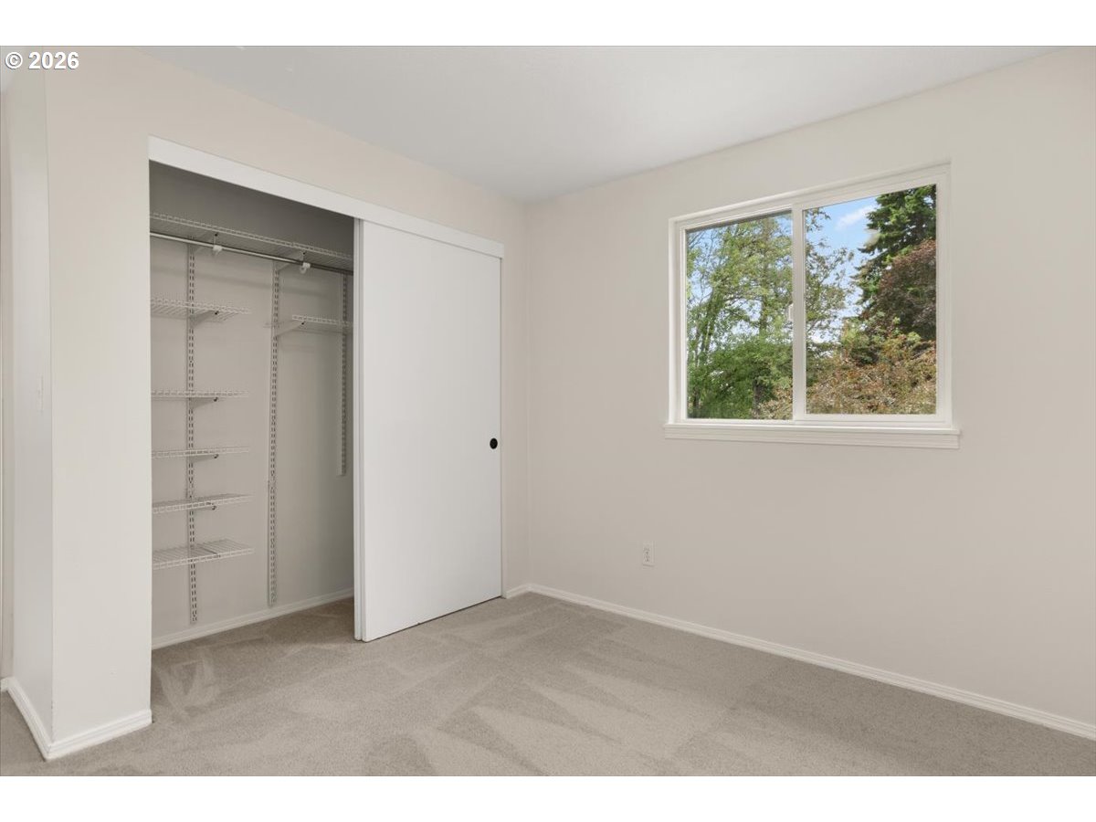 8125 Southwest Pine Street Portland, OR 97223 - Photo 29 of 44