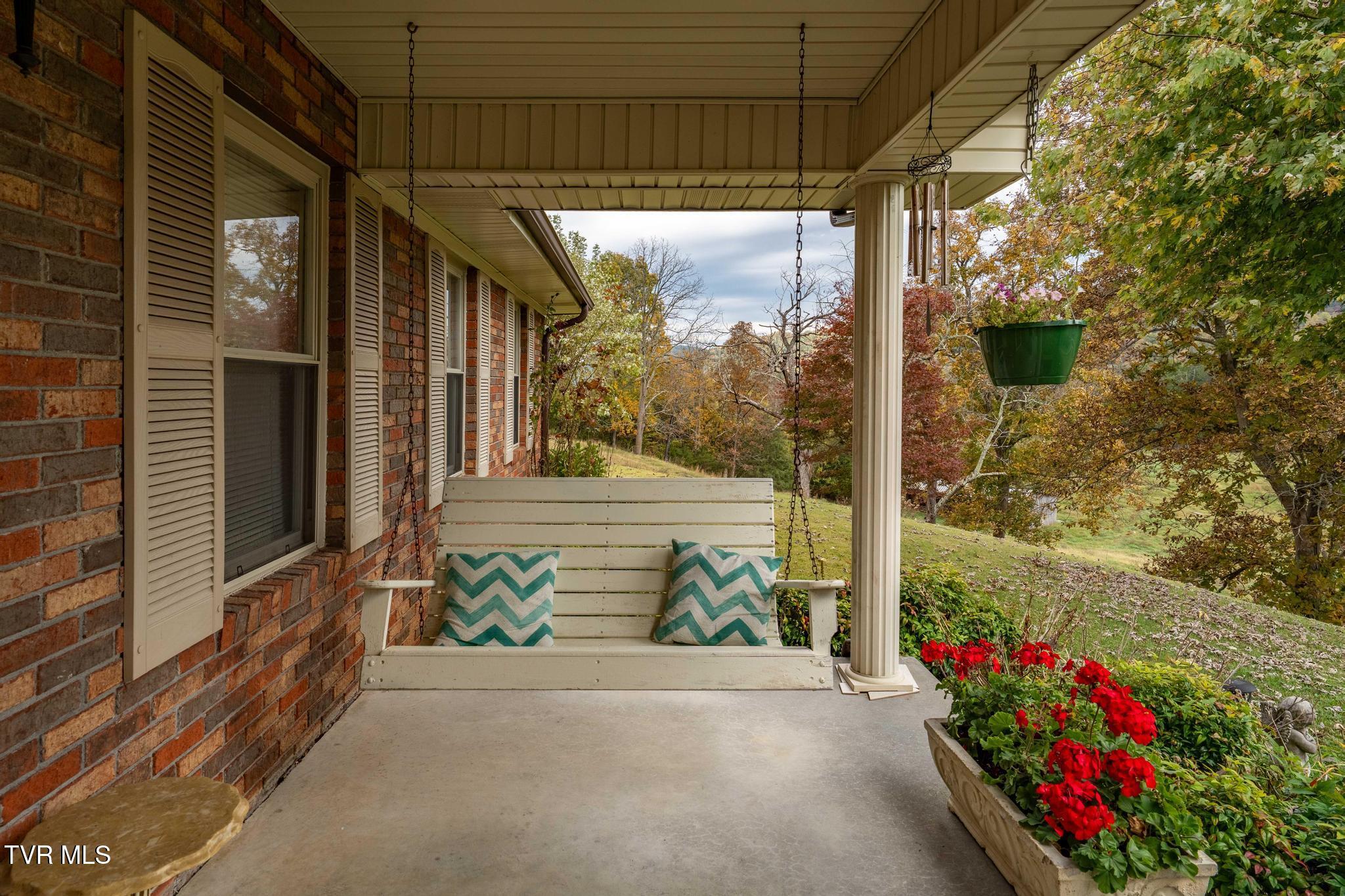 348 Clinch Valley Road Eidson, TN 37731 - Photo 78 of 120 348 Clinch Valley Rd (64 of 116)