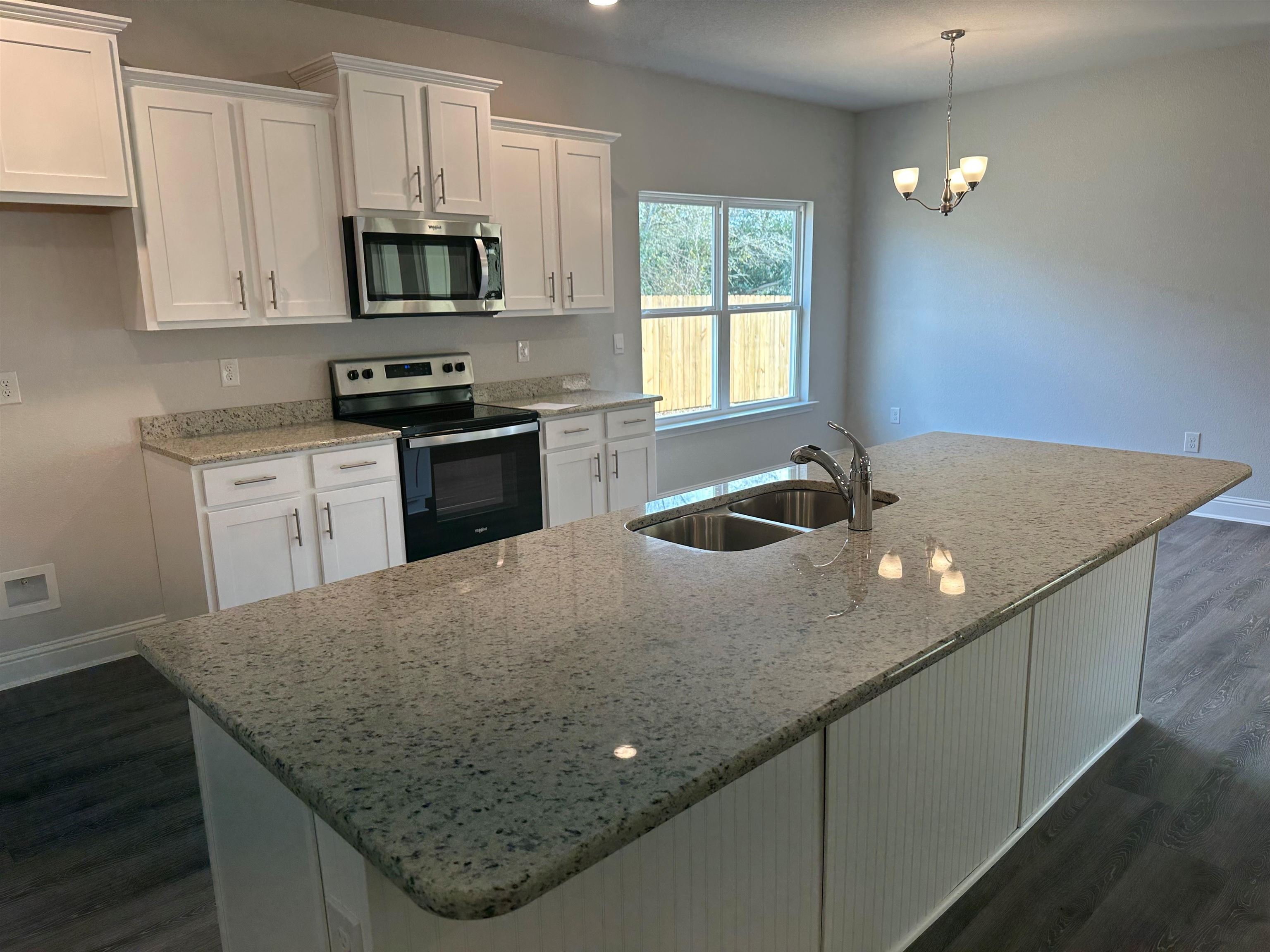 440 Emorie Avenue, Unit 21 Foley, AL 36535 - Photo 6 of 14 Kitchen