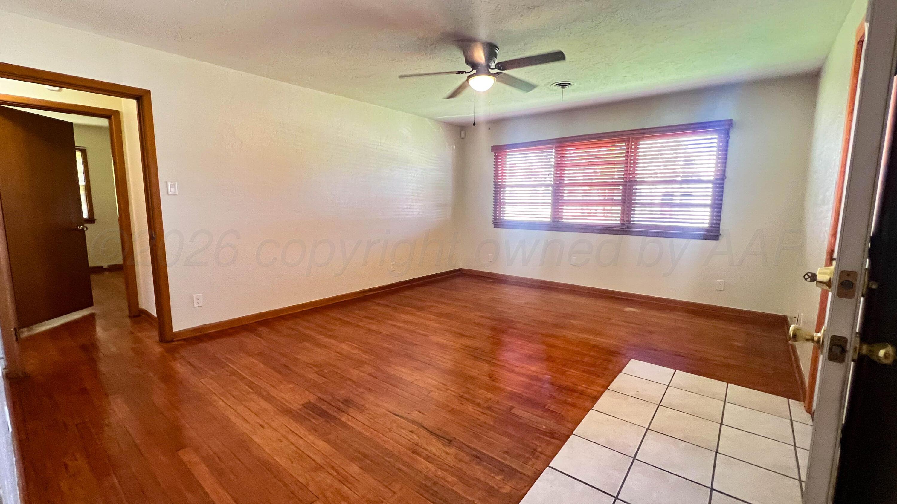 3313 Hobbs Road Amarillo, TX 79109 - Photo 2 of 28 IMG_4857