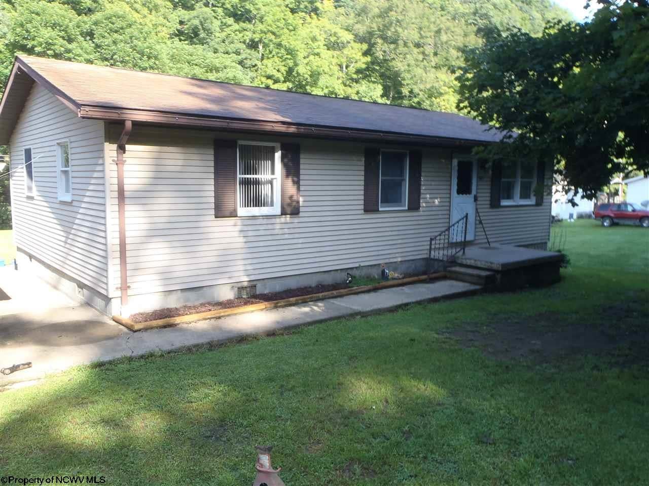1011 Dunkard Mill Road Farmington, WV 26571 - Photo 2 of 12 Gallery Image 2