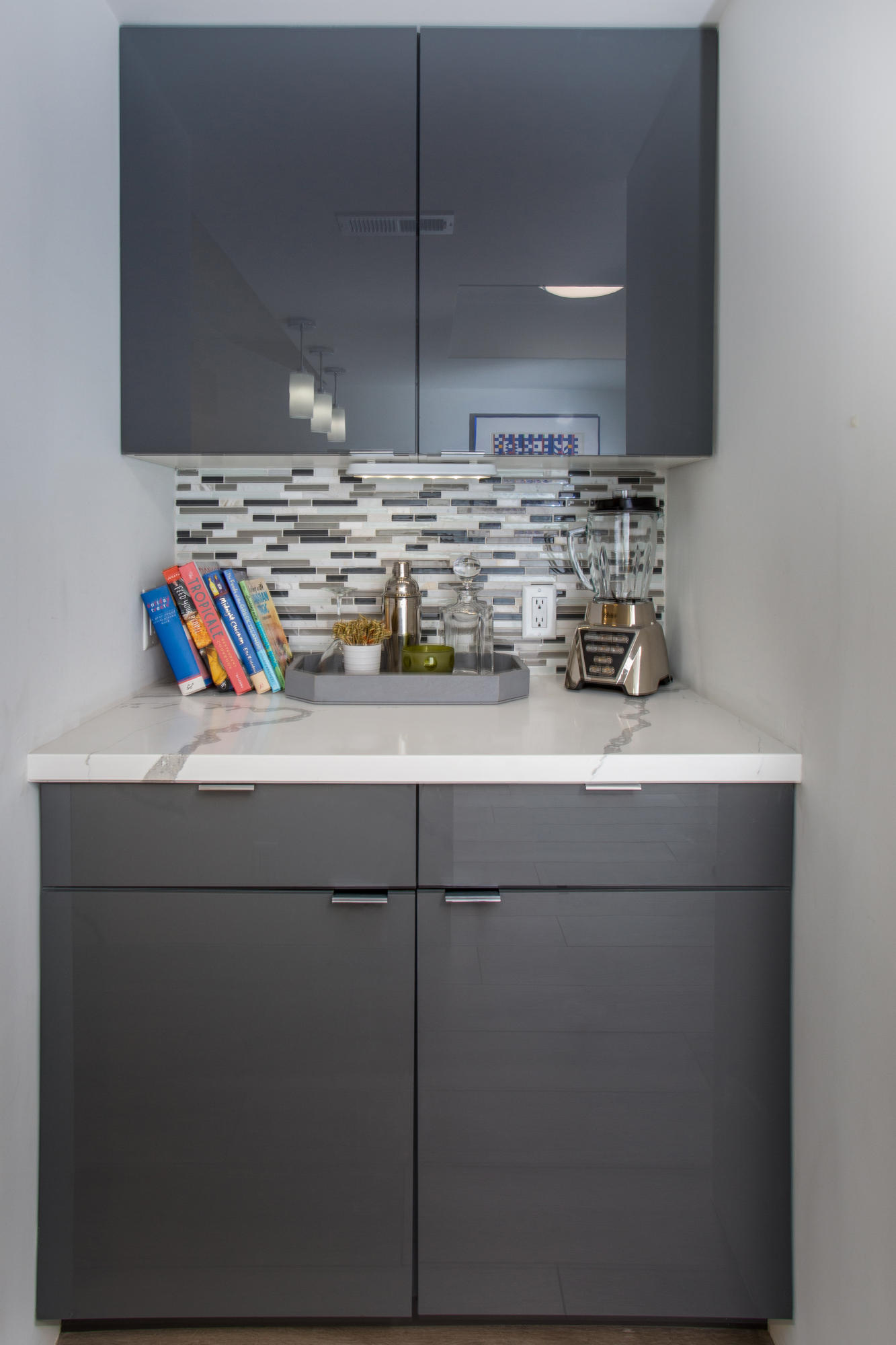 500 East Amado Road, Unit 111 Palm Springs, CA 92262 - Photo 19 of 48 a kitchen with a sink and a cabinets