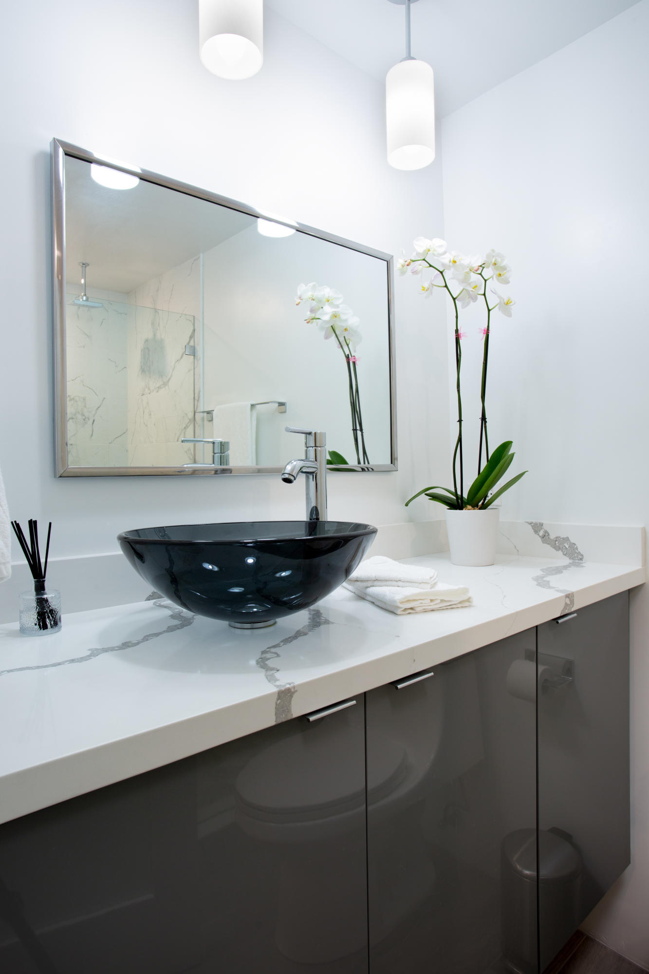 500 East Amado Road, Unit 111 Palm Springs, CA 92262 - Photo 24 of 48 a bathroom with a sink and a mirror