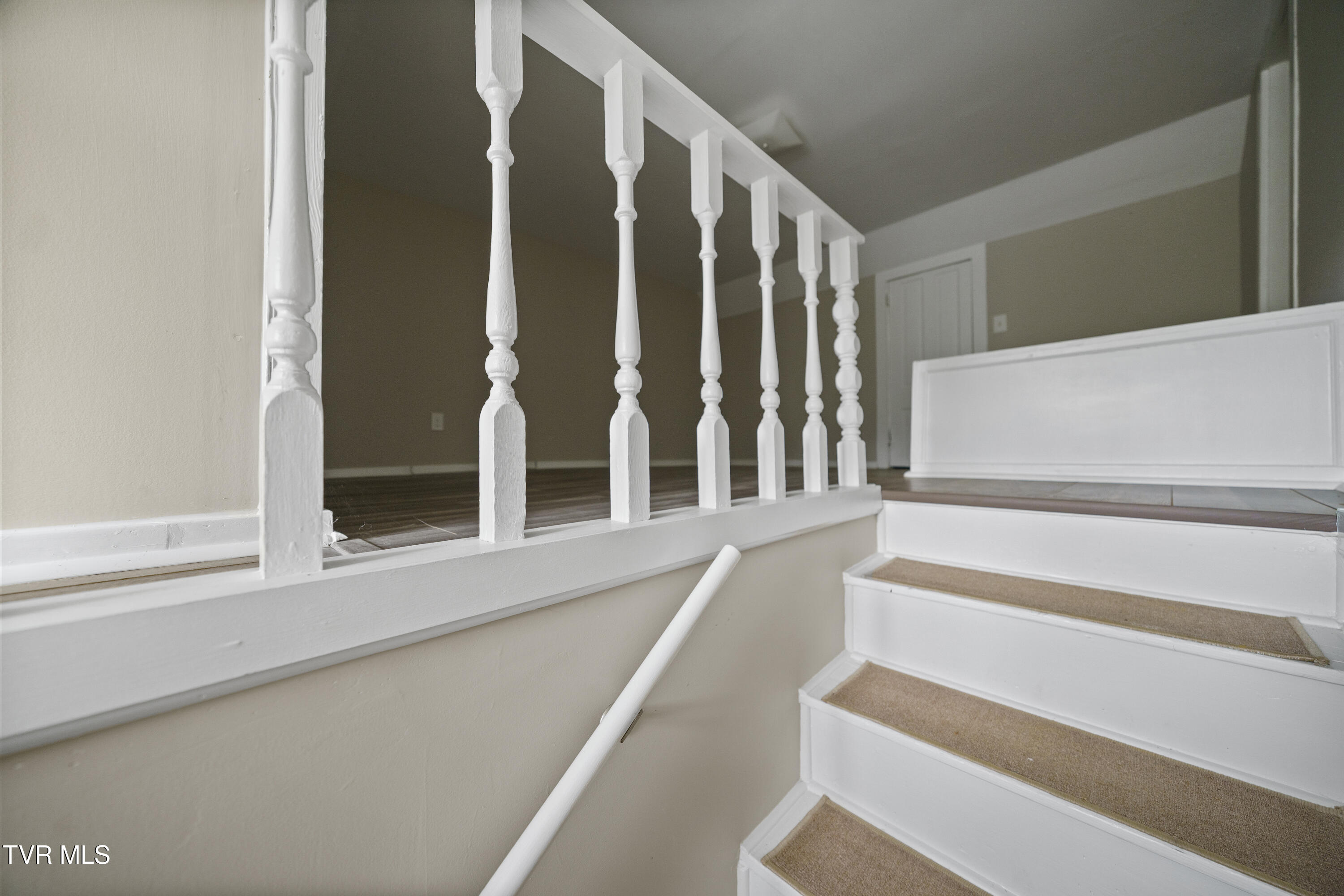 2028 Dry Hill Road Butler, TN 37640 - Photo 17 of 23 DSC07730