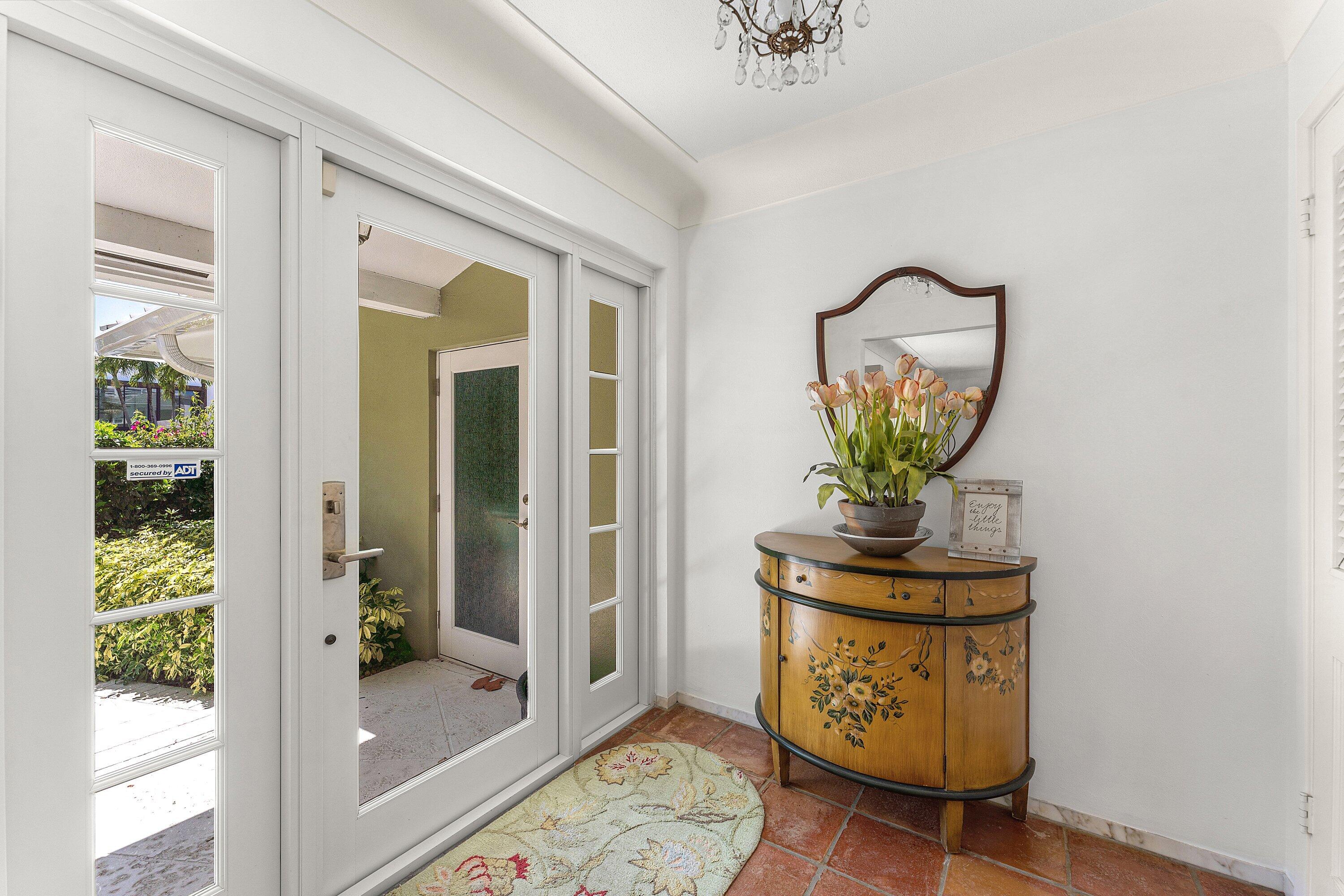 1350 Spanish River Road Boca Raton, FL 33432 - Photo 6 of 58 006-1350SpanishRiverRoad-BocaRaton-FL-33