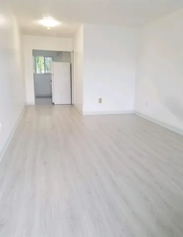 $1,450 | 8129 Abbott Avenue, Unit 9, Miami Beach, FL 33141