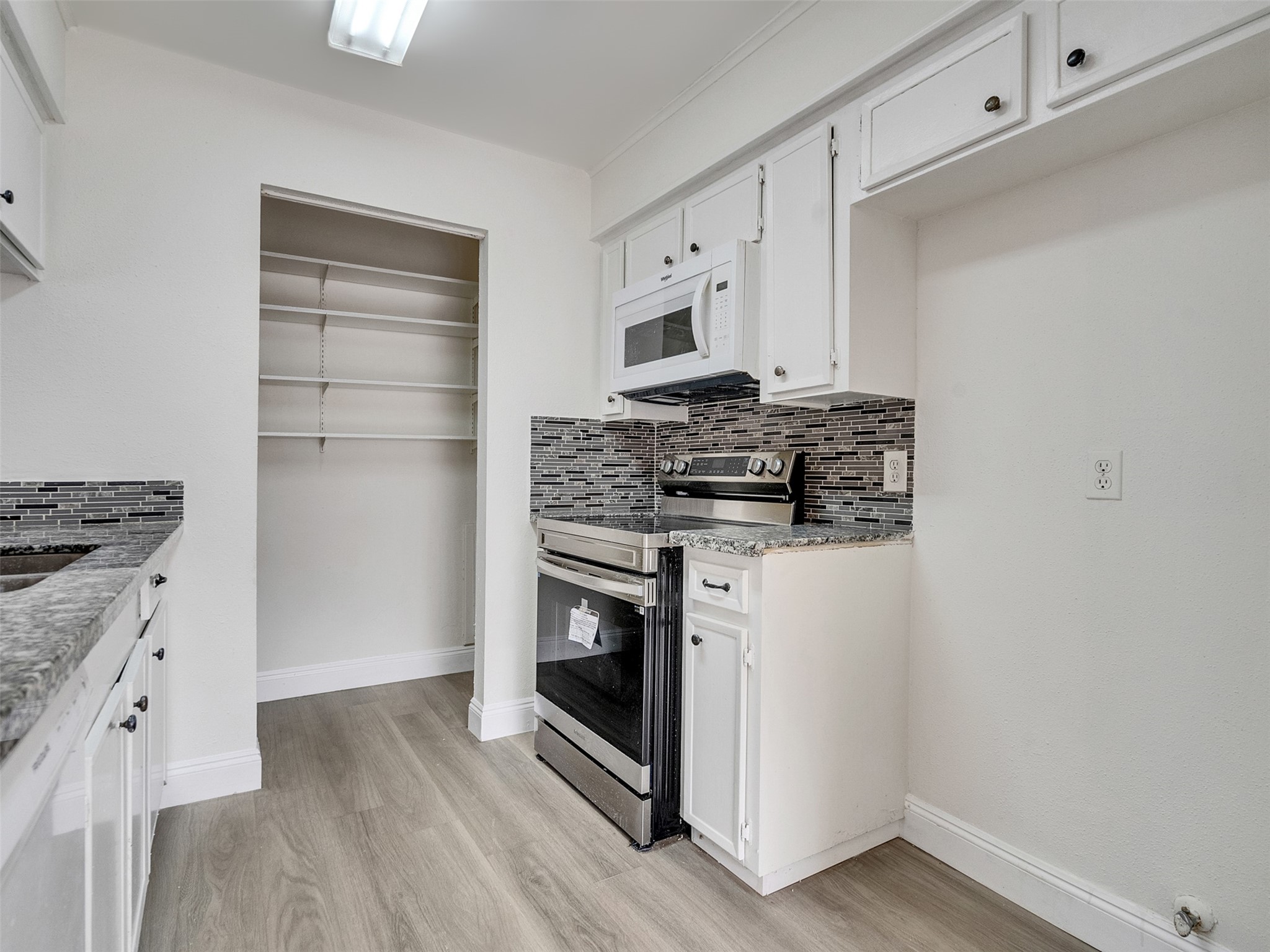 1912 Tremont Court Rosenberg, TX 77471 - Photo 10 of 28
