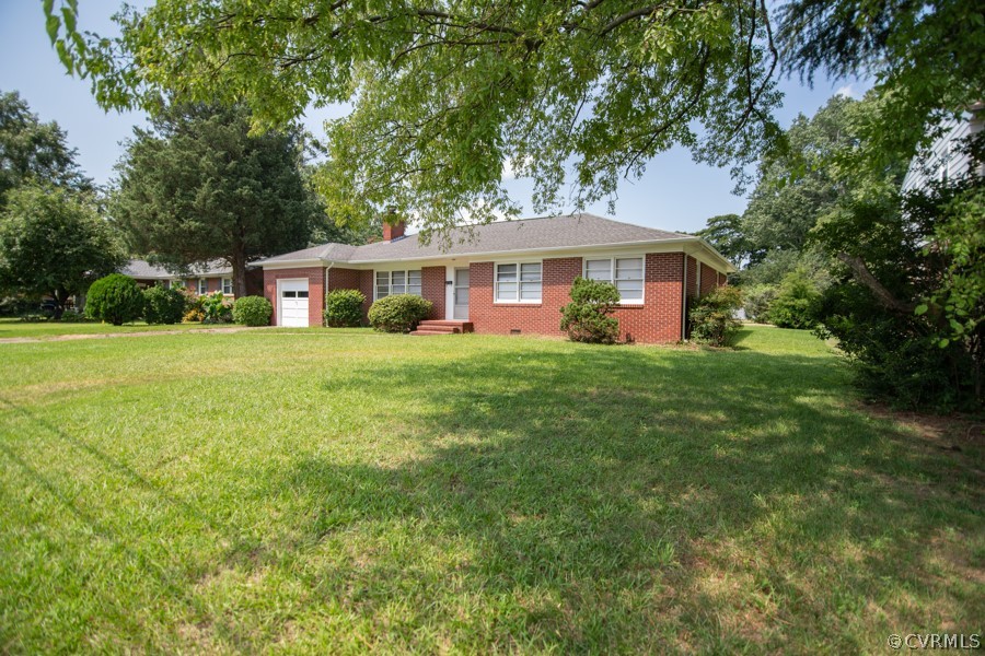 124 Westbrook Drive Hampton, VA 23666 - Photo 2 of 47