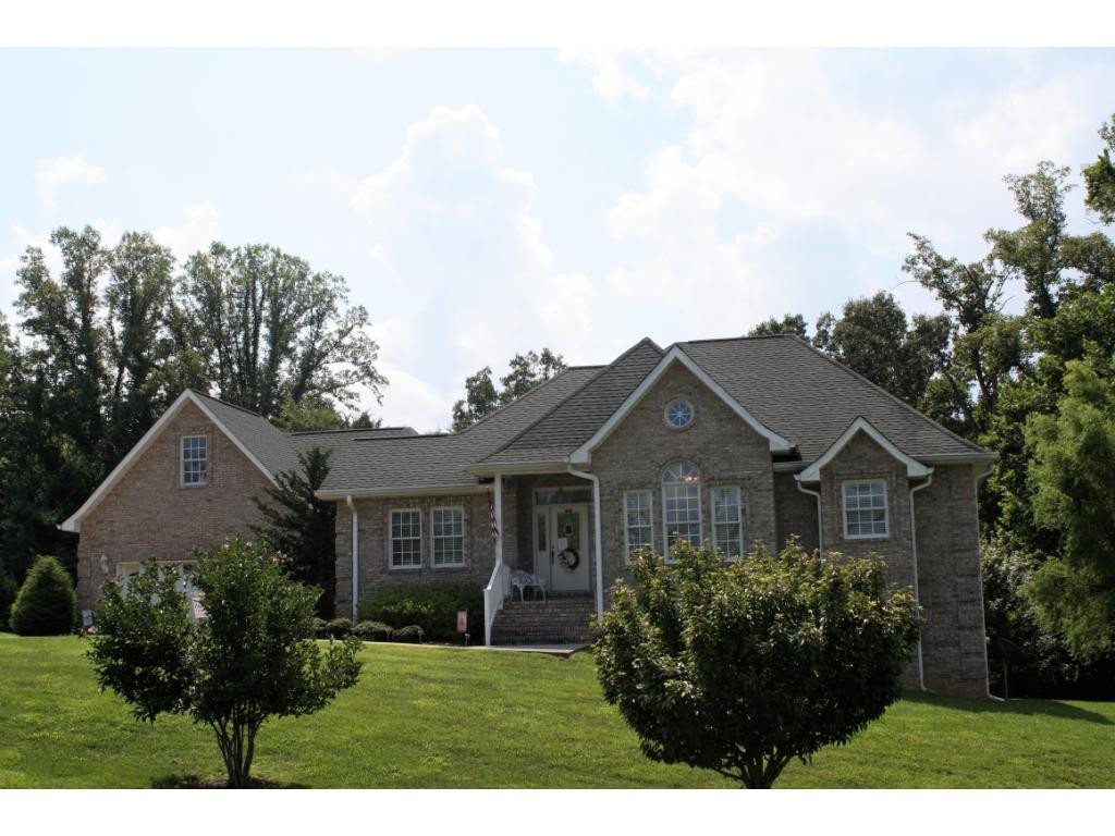 110 Stonebrook Loop Elizabethton, TN 37643 - Photo 1 of 35 110 Stonebrook Loop