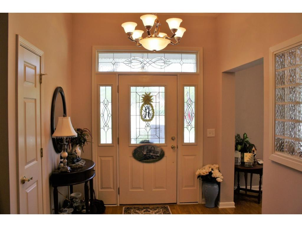 110 Stonebrook Loop Elizabethton, TN 37643 - Photo 4 of 35 Beautiful Entryway