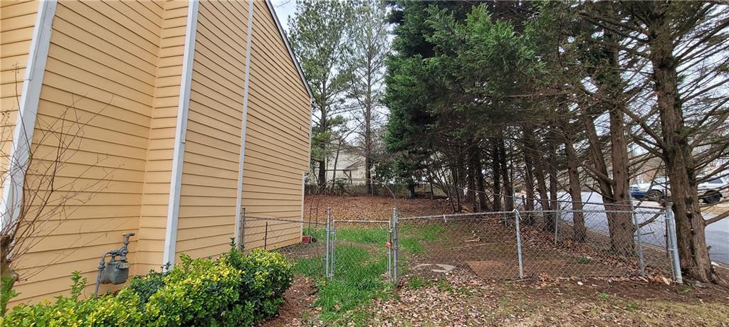 2082 Montgomery Trail Duluth, GA 30096 - Photo 29 of 31 a view of a back yard