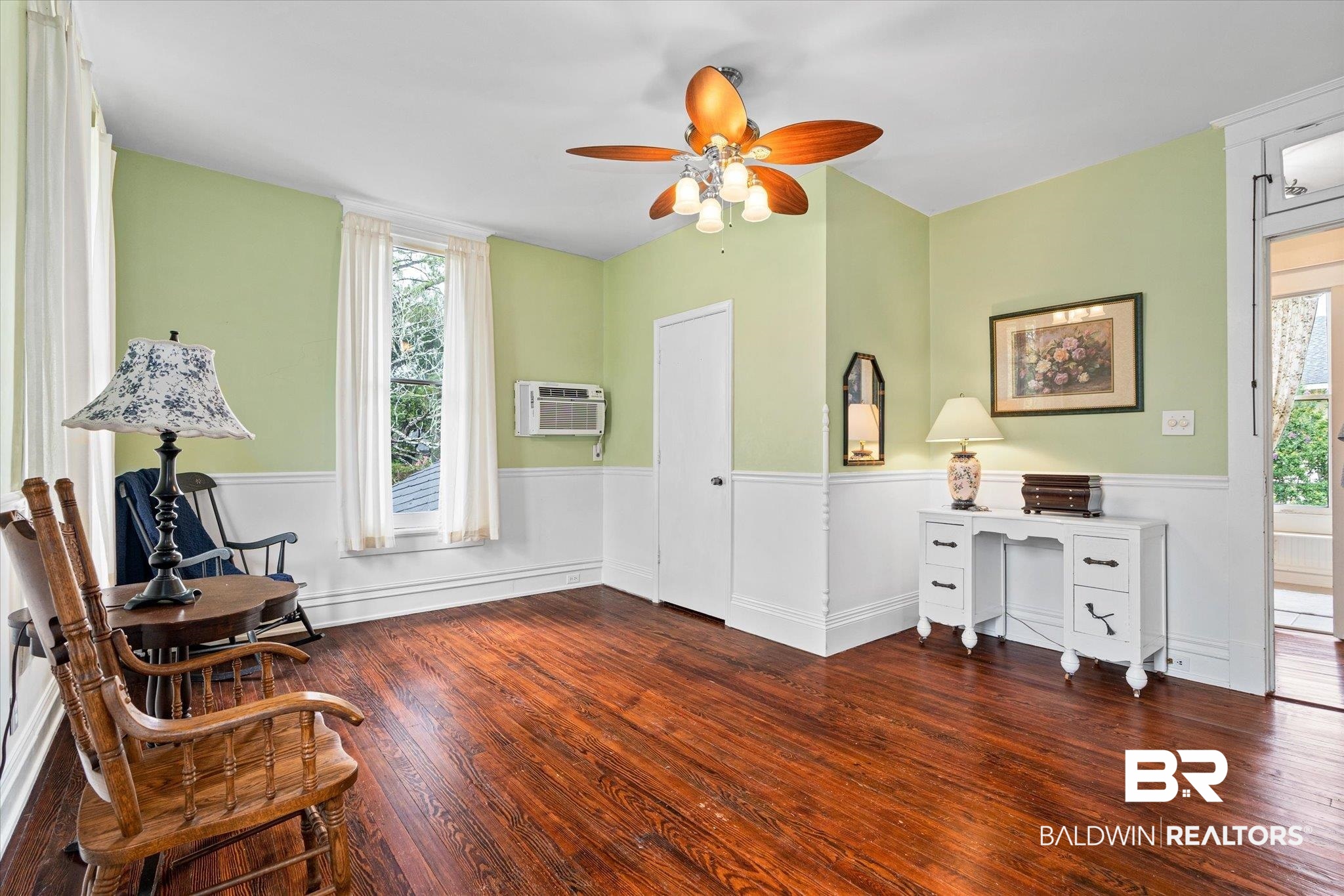 160 Houston Street Mobile, AL 36606 - Photo 30 of 36