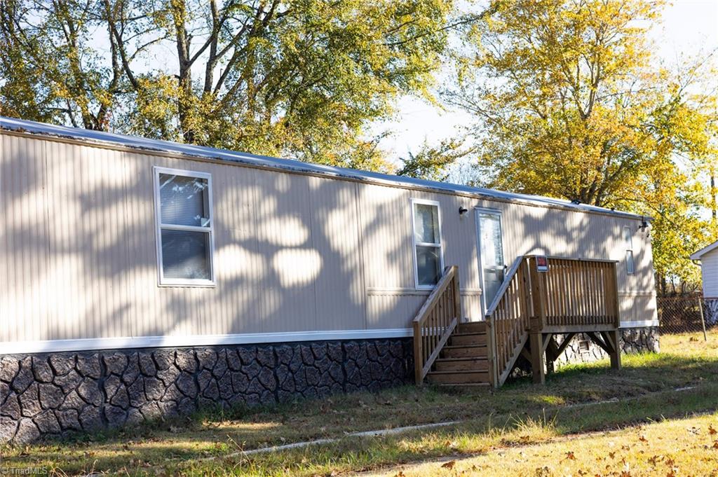 4968 Fairview Drive Extension Trinity, NC 27370 - Photo 2 of 16