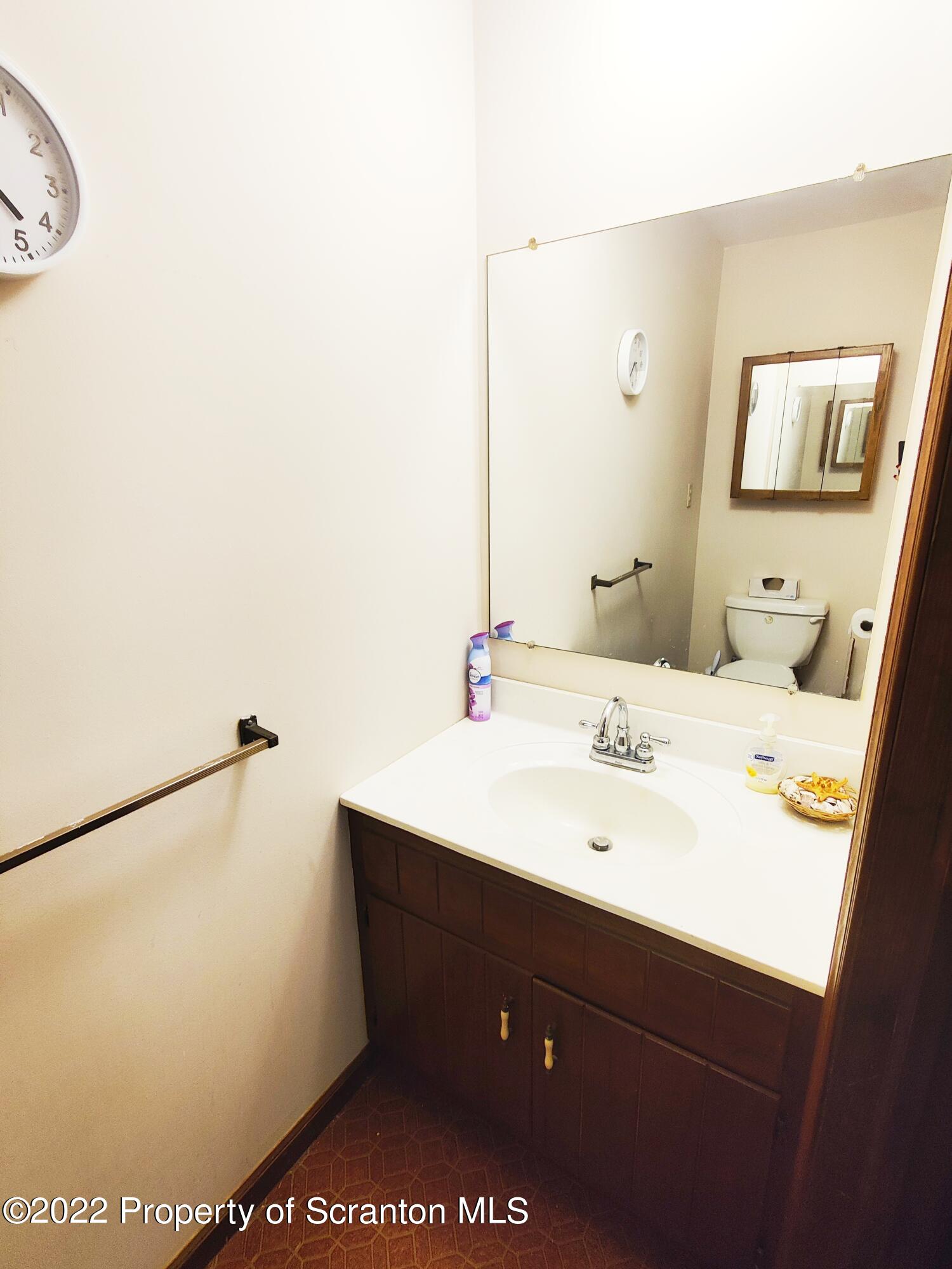 808 Fairview Road Clarks Summit, PA 18411 - Photo 23 of 43 Gallery Image 23