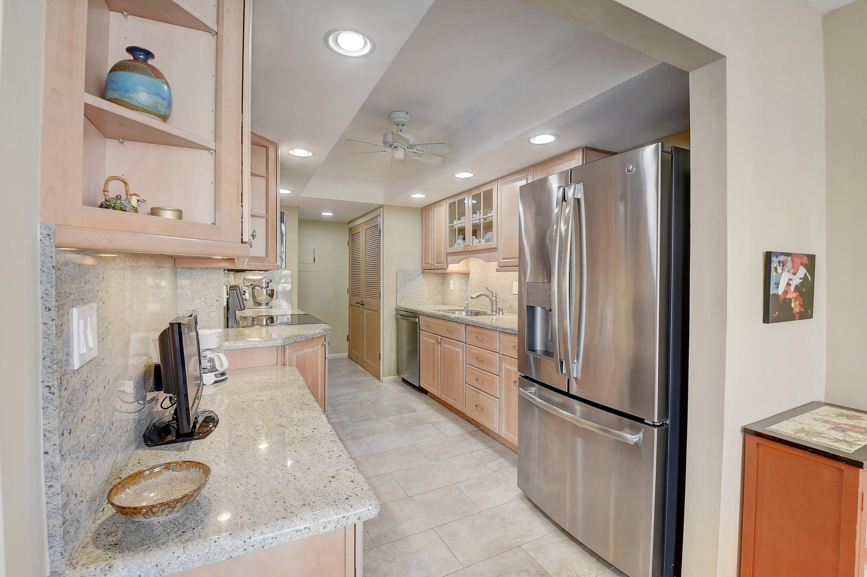 799 Jeffery Street, Unit 2100 Boca Raton, FL 33487 - Photo 3 of 72 Kitchen