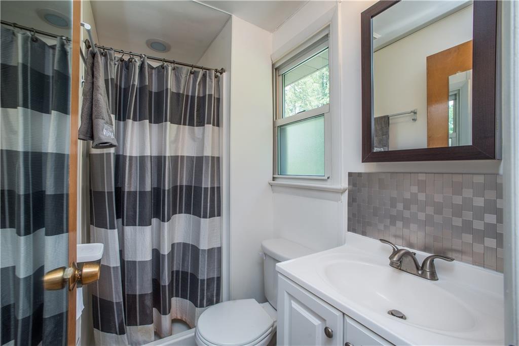 614 Fort Couch Road Pittsburgh, PA 15241 - Photo 17 of 25