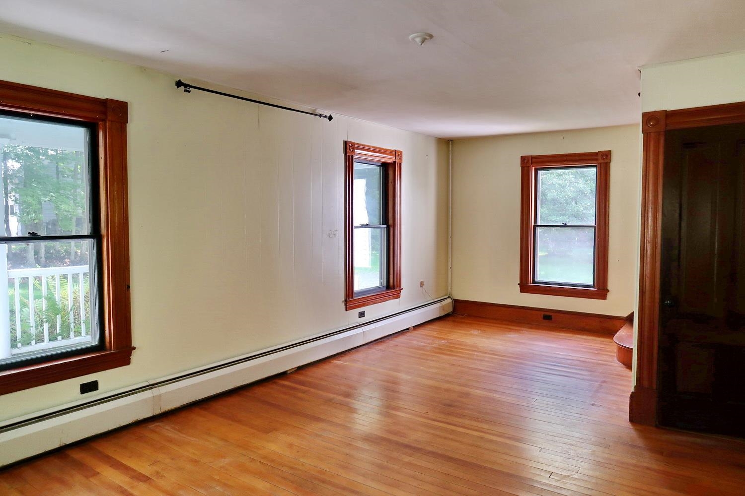 239 Maple Street Bethlehem, NH 03574 - Photo 10 of 38 Gallery Image 10