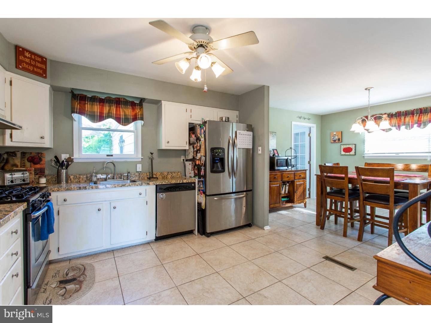 977 Marian Road Warminster, PA 18974 - Photo 5 of 19 Gallery Image 5