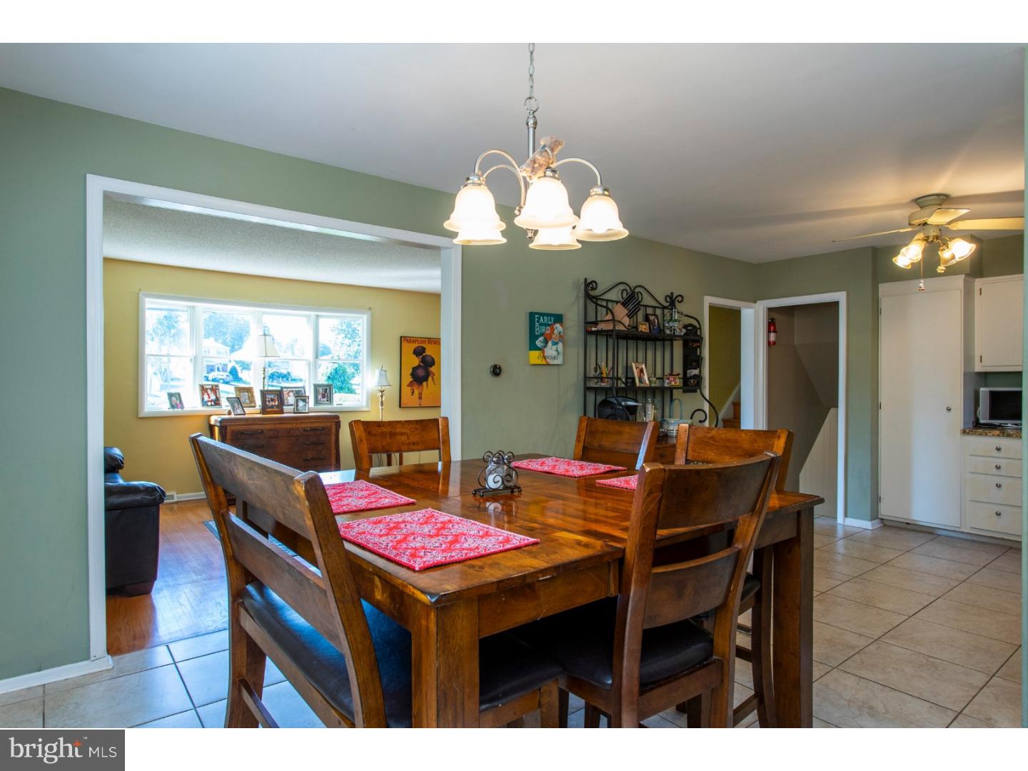 977 Marian Road Warminster, PA 18974 - Photo 7 of 19 Gallery Image 7