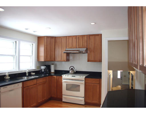 7 Anthony Road Wayland, MA 01778 - Photo 11 of 15