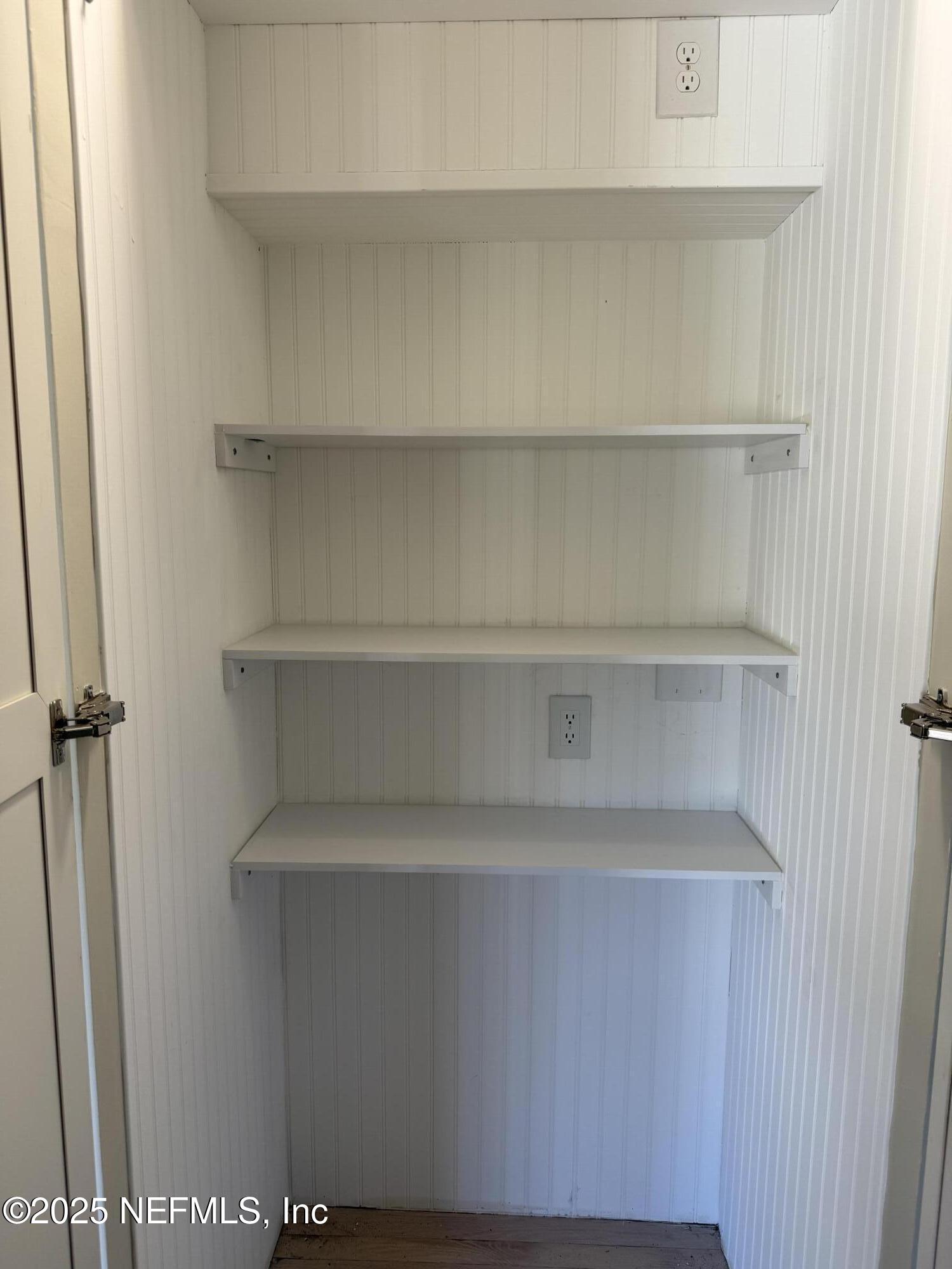 1210 Inwood Terrace Jacksonville, FL 32207 - Photo 12 of 48 a close view of closet