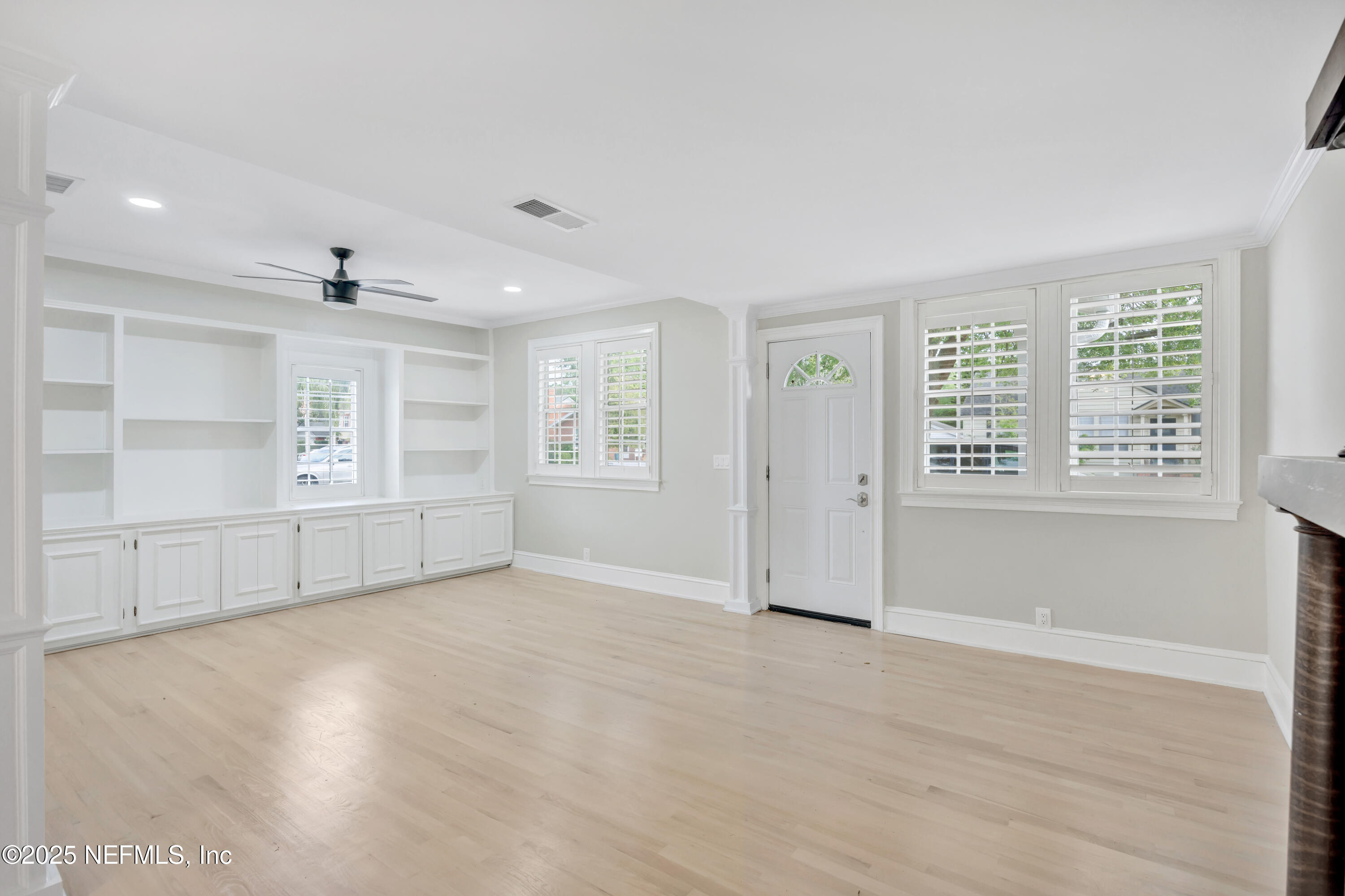 1210 Inwood Terrace Jacksonville, FL 32207 - Photo 15 of 48 a view of an empty room with a window