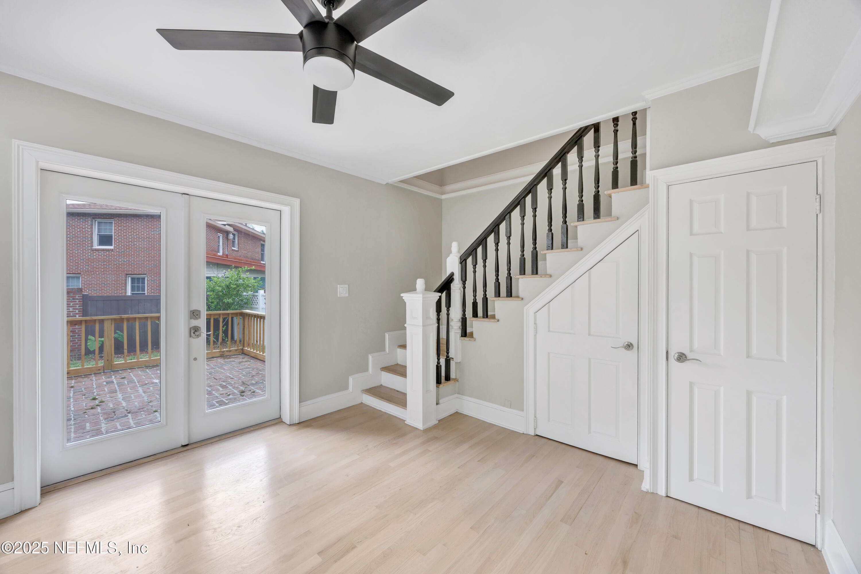 1210 Inwood Terrace Jacksonville, FL 32207 - Photo 20 of 48 a view of entryway with chandelier fan