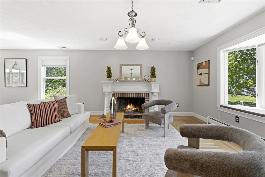 3 Russell Road Lynnfield, MA 01940 - Photo 13 of 40