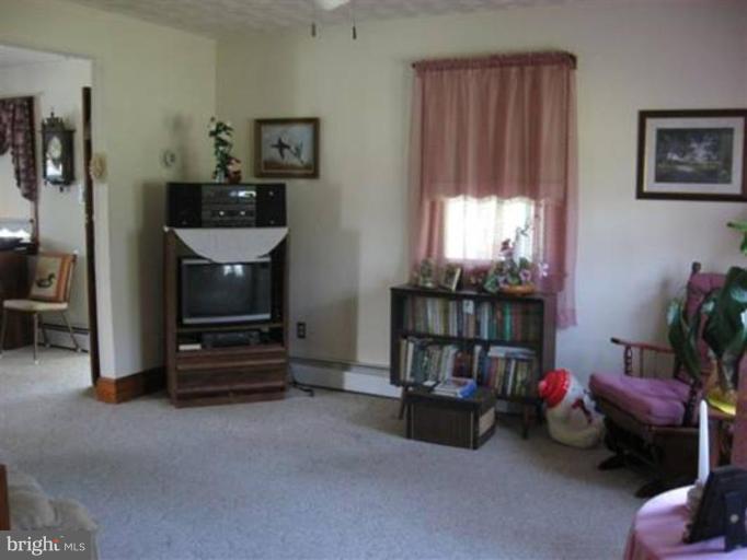 16390 Ball Point Road Piney Point, MD 20674 - Photo 5 of 7 Living Room