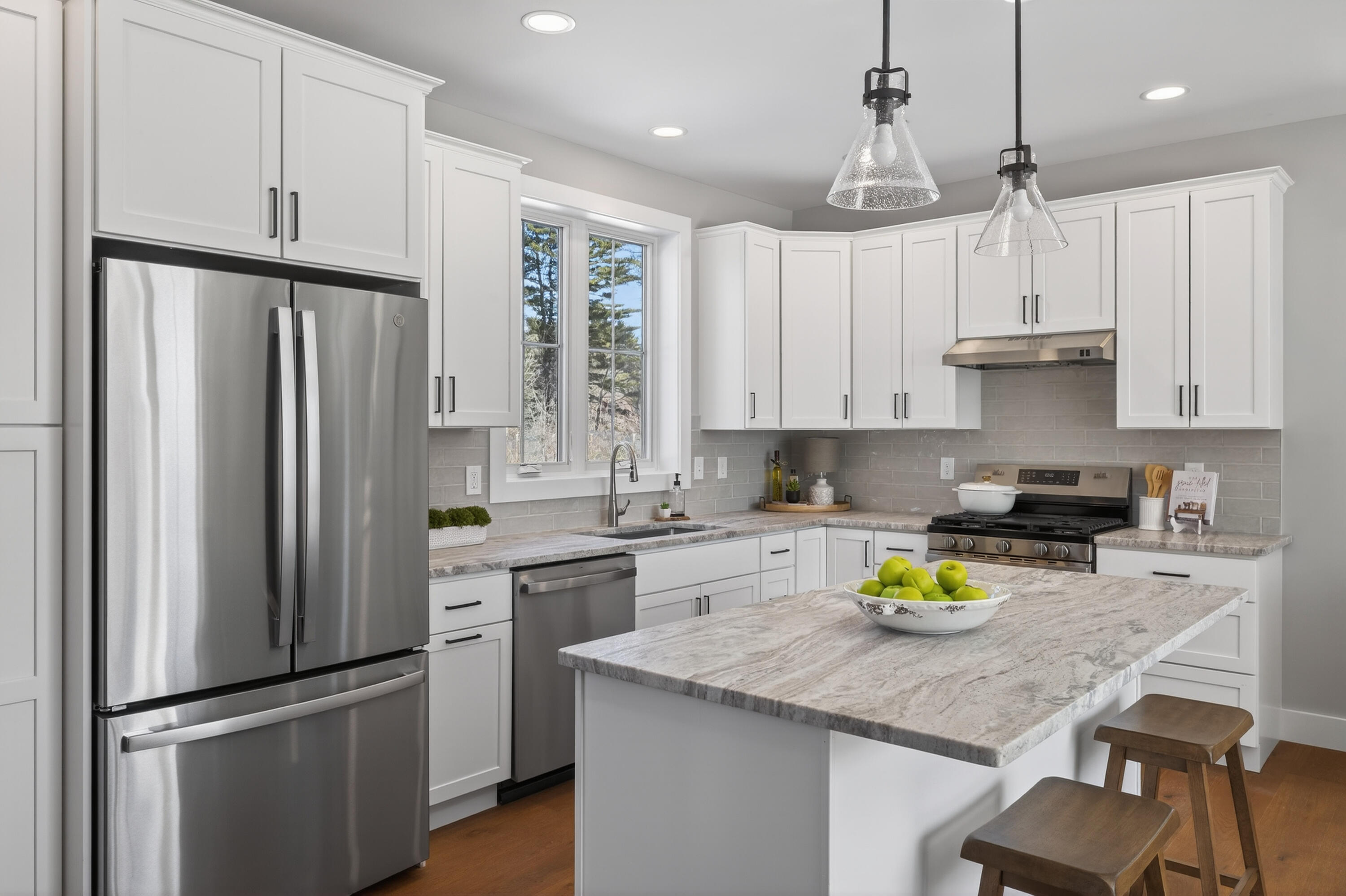 152 Owls Nest Road Portland, ME 04102 - Photo 2 of 37 115_152 Owls Nest Rd_MorneauStudios_prin