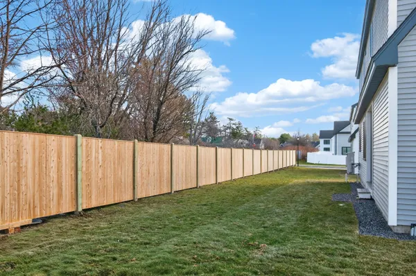 $795,000 | 152 Owls Nest Road, Portland, ME 04102